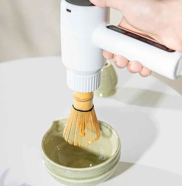 fouet-electrique-the-vert-matcha