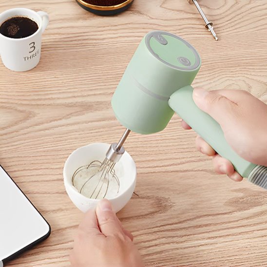 batteur-electrique-sans-fils-farine-et-pate