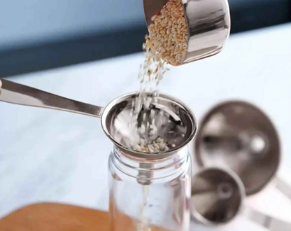 entonnoir en inox pour transvasement en toute sécurité