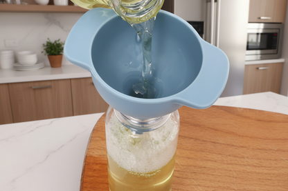 entonnoir en plastique pour liquide
