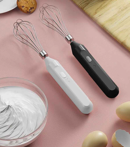 fouet-electrique-vertical-blanc-et-noir