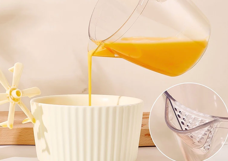 fouet-semi-automatique-melange-oeufs