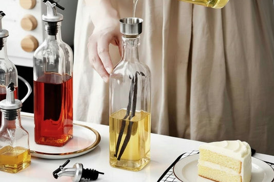 mini entonnoir en acier inox pour transvasement de liquides