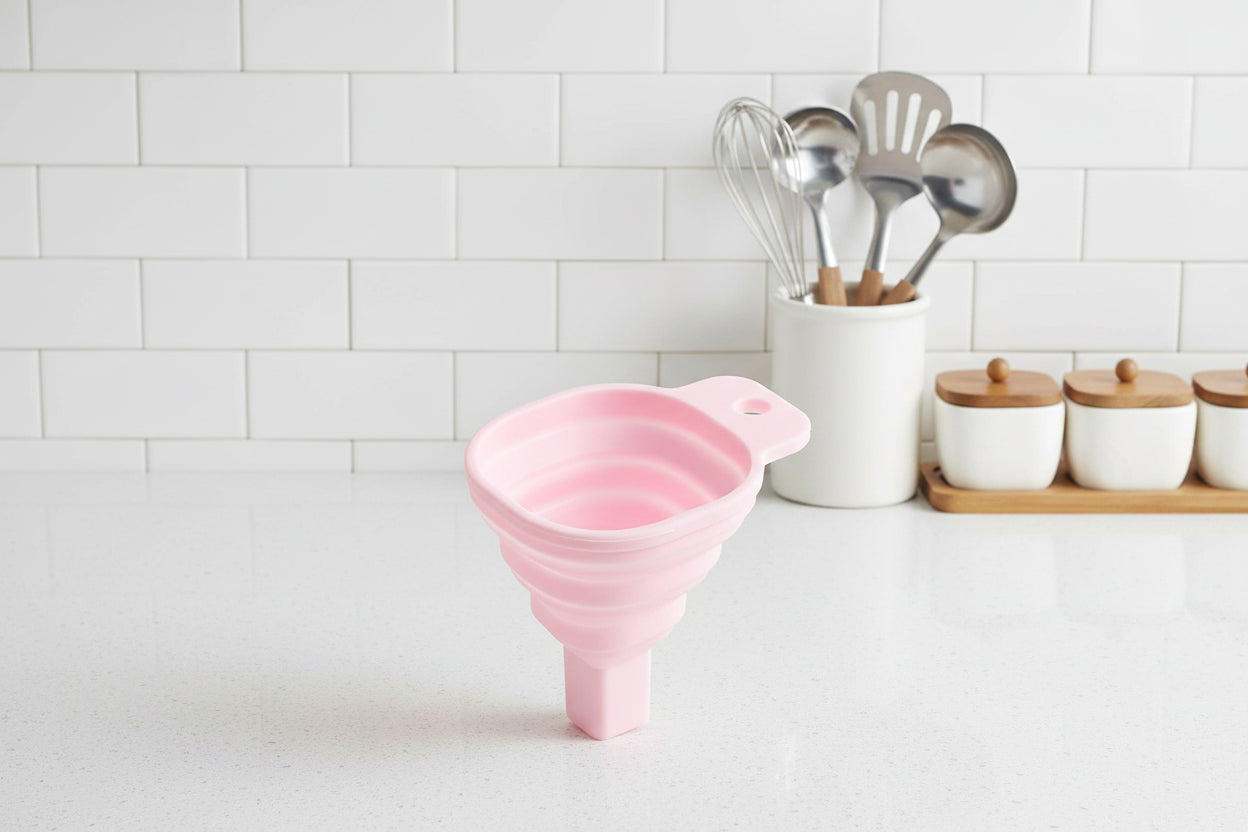 petit entonnoir silicone pliable rose